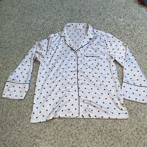 WOMEN’S VICTORIA SECRET SLEEPWEAR TOP